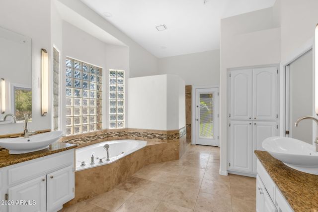 11419 E TERRA Drive, Scottsdale, AZ 85259