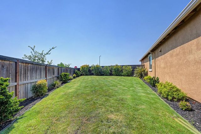 4151 Cypress Grove Dr, Rancho Cordova, CA 95742