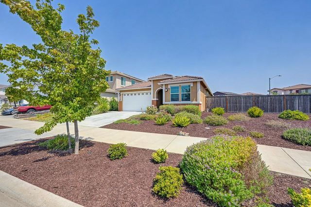 4151 Cypress Grove Dr, Rancho Cordova, CA 95742