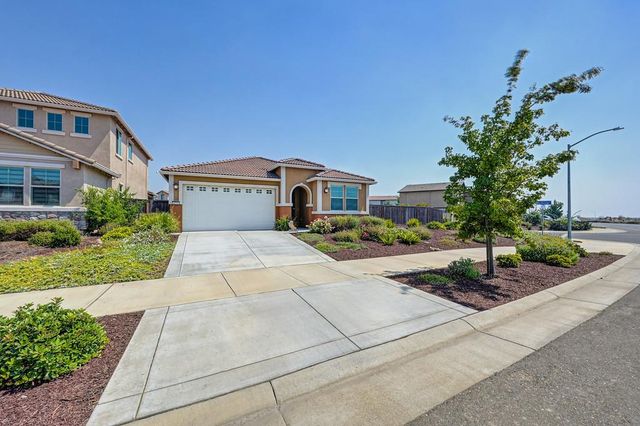 4151 Cypress Grove Dr, Rancho Cordova, CA 95742