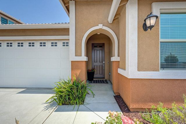 4151 Cypress Grove Dr, Rancho Cordova, CA 95742