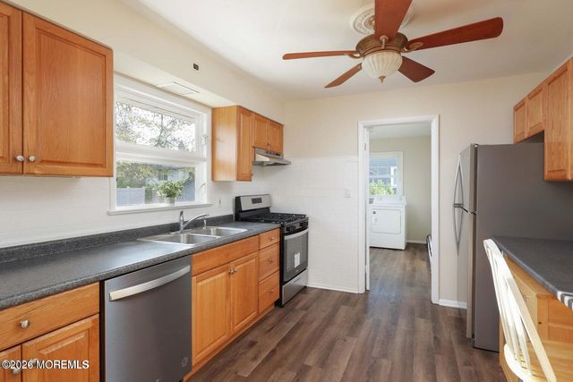 501 Burnside Street, Toms River, NJ 08757