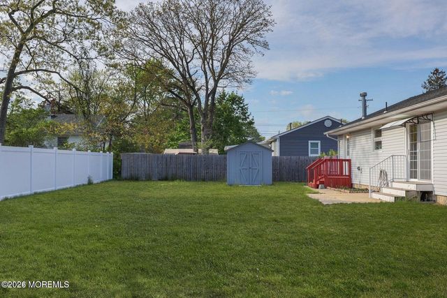 501 Burnside Street, Toms River, NJ 08757