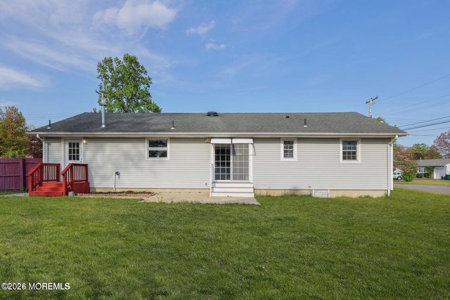 501 Burnside Street, Toms River, NJ 08757