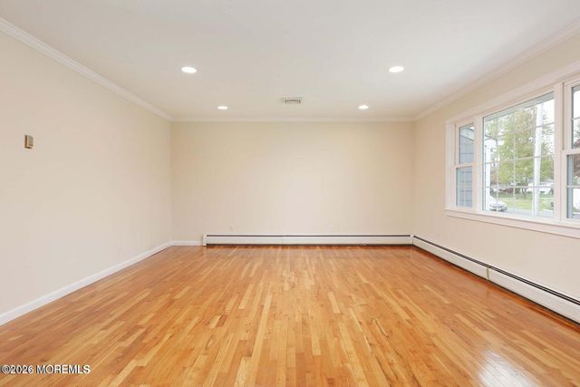 501 Burnside Street, Toms River, NJ 08757