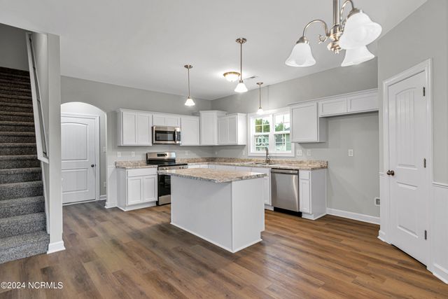 276 Browns Ferry Road, Jacksonville, NC 28546