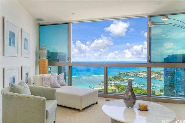 1177 Queen Street 4608, Honolulu, HI 96814