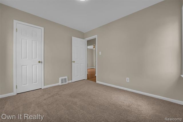 16575 Asbury Park, Detroit, MI 48235