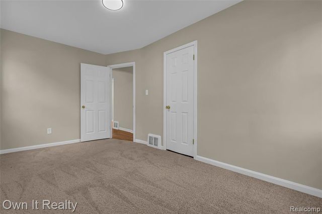 16575 Asbury Park, Detroit, MI 48235