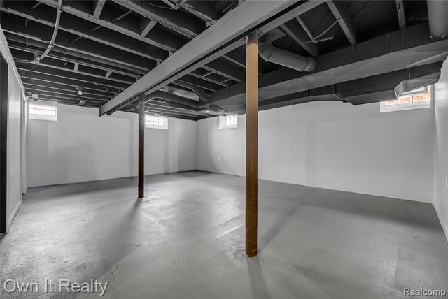 16575 Asbury Park, Detroit, MI 48235