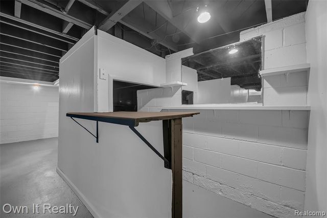 16575 Asbury Park, Detroit, MI 48235