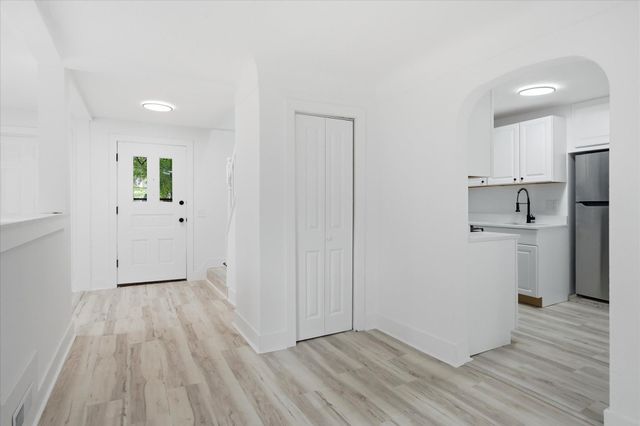 3715 31st Avenue N, Robbinsdale, MN 55422
