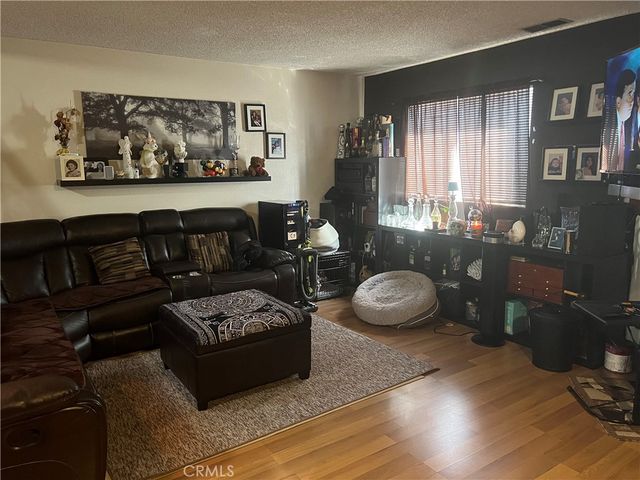 2393 S Reservoir, Pomona, CA 91766