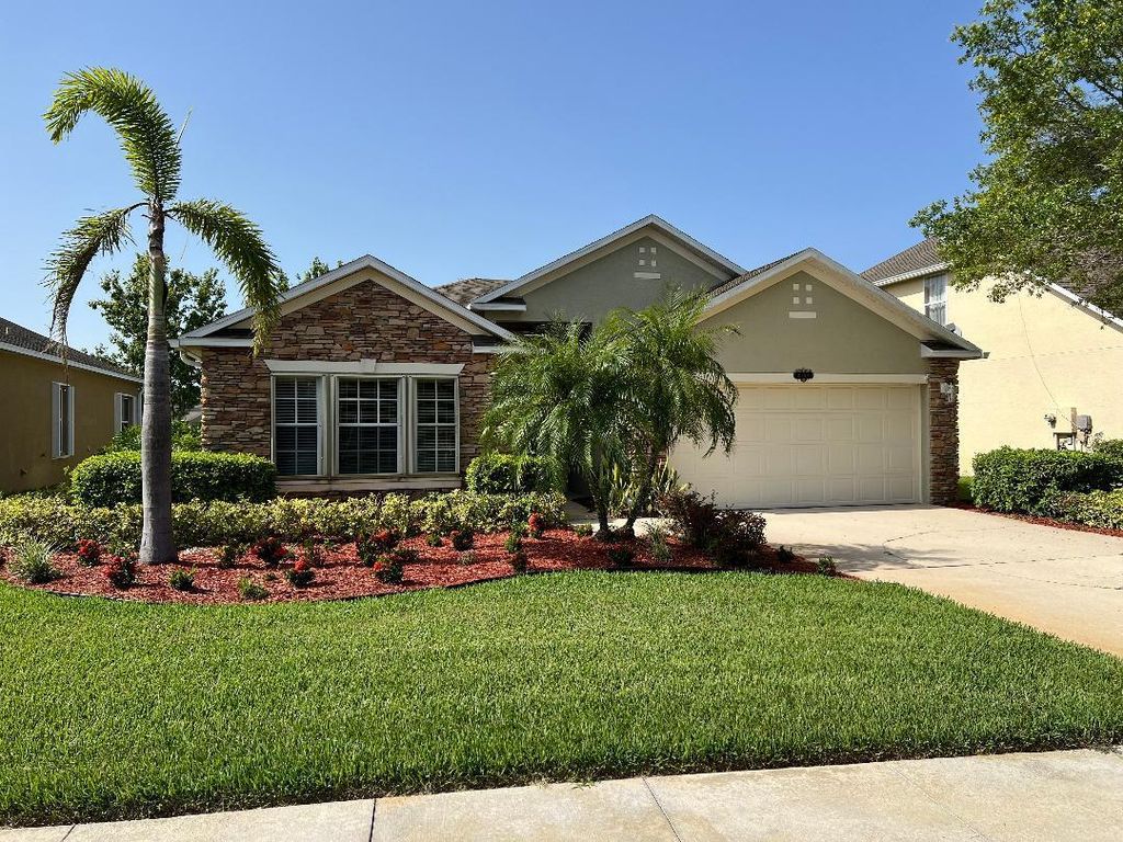 8196 WESTFIELD Circle, Vero Beach, FL 32966