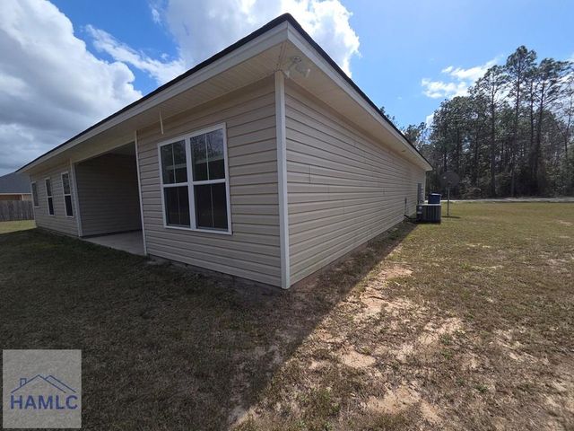 144 Linden Drive, Jesup, GA 31545
