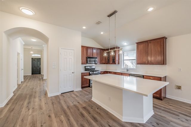 2121 Highland Drive, Wylie, TX 75098