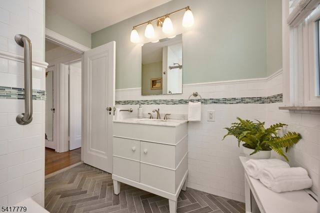 7 Sunset Ter, Maplewood Twp., NJ 07040