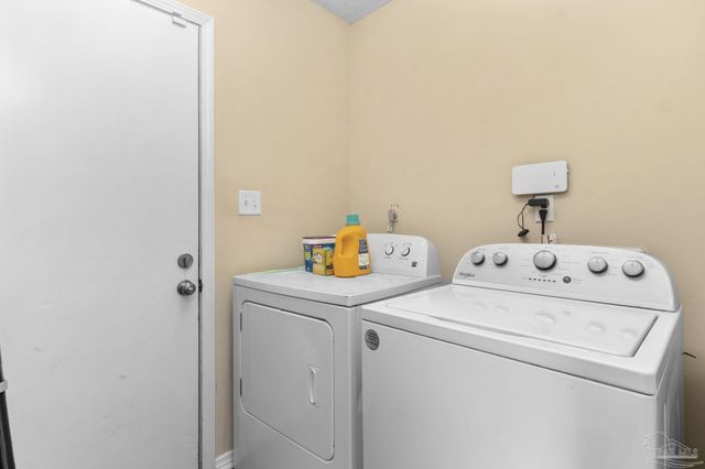 121 Claire Dr, Crestview, FL 32536