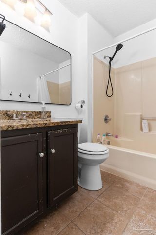 121 Claire Dr, Crestview, FL 32536