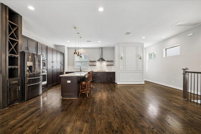 1613 Crockett Street, Houston, TX 77007