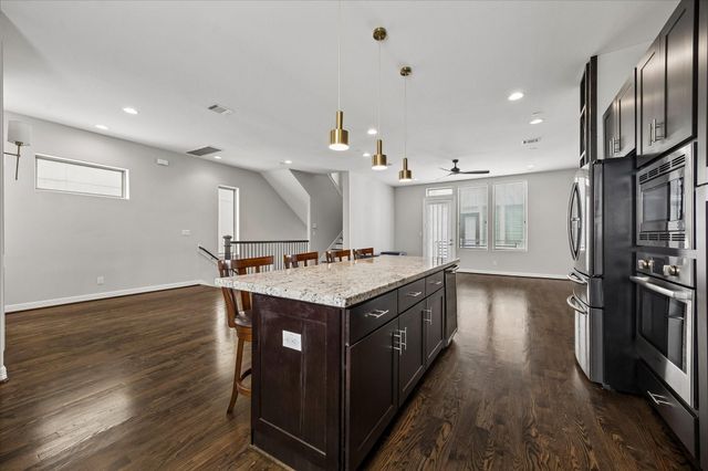 1613 Crockett Street, Houston, TX 77007