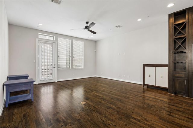 1613 Crockett Street, Houston, TX 77007