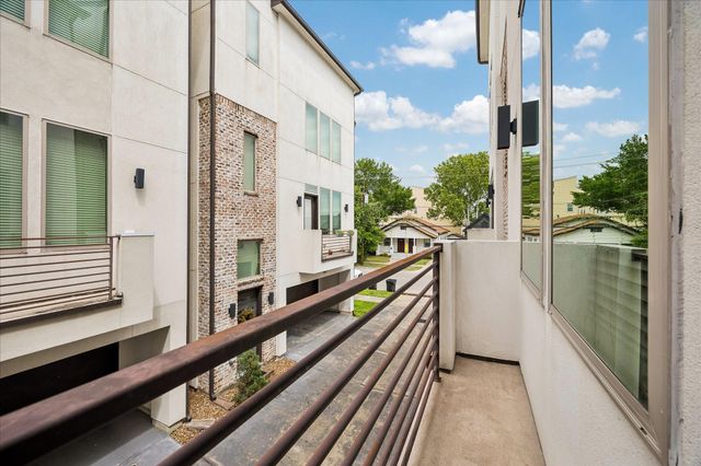 1613 Crockett Street, Houston, TX 77007