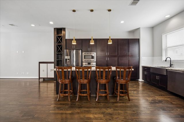 1613 Crockett Street, Houston, TX 77007