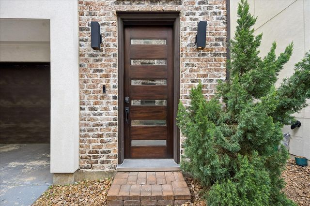 1613 Crockett Street, Houston, TX 77007