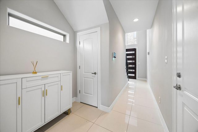 1613 Crockett Street, Houston, TX 77007