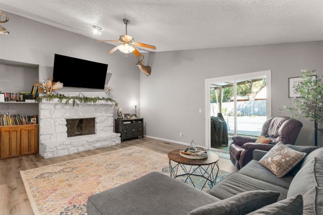 3313 S 142nd East Avenue, Tulsa, OK 74134