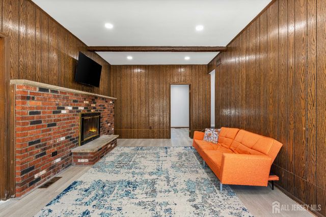 11 Gunpowder Drive, East Brunswick, NJ 08816