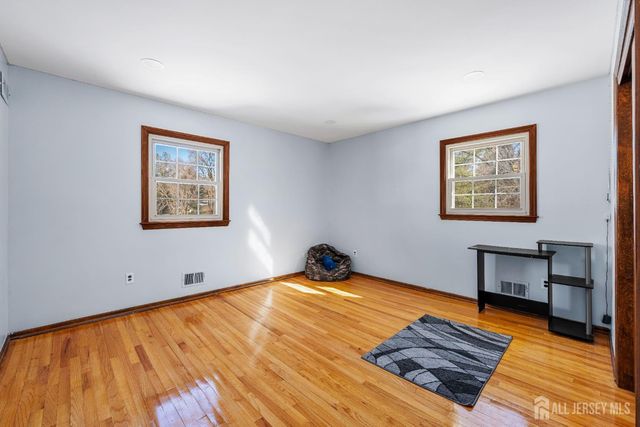 11 Gunpowder Drive, East Brunswick, NJ 08816