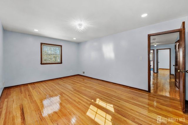 11 Gunpowder Drive, East Brunswick, NJ 08816