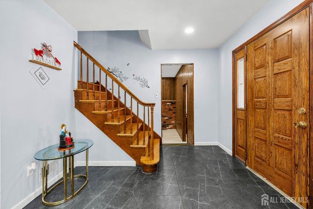 11 Gunpowder Drive, East Brunswick, NJ 08816