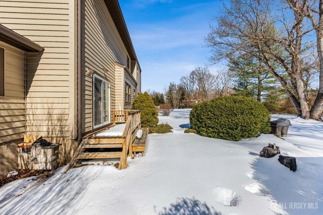 11 Gunpowder Drive, East Brunswick, NJ 08816