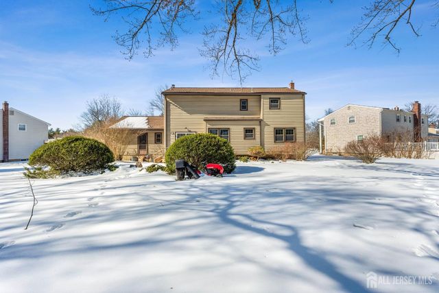 11 Gunpowder Drive, East Brunswick, NJ 08816