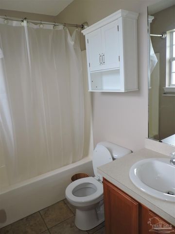 10931 Country Ostrich Dr, Pensacola, FL 32534