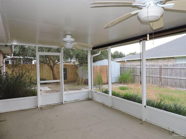 10931 Country Ostrich Dr, Pensacola, FL 32534