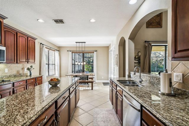 3811 IVYDALE COURT, Land O Lakes, FL 34638