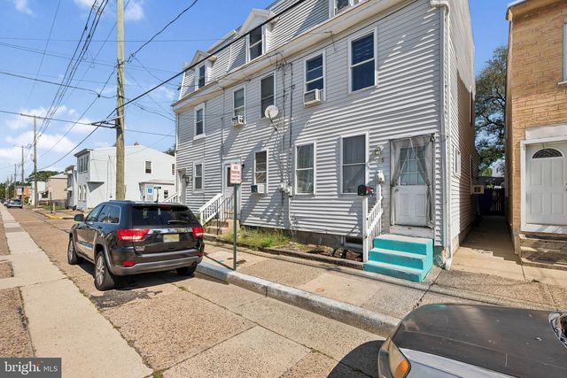 405 JERSEY AVE, Gloucester City, NJ 08030