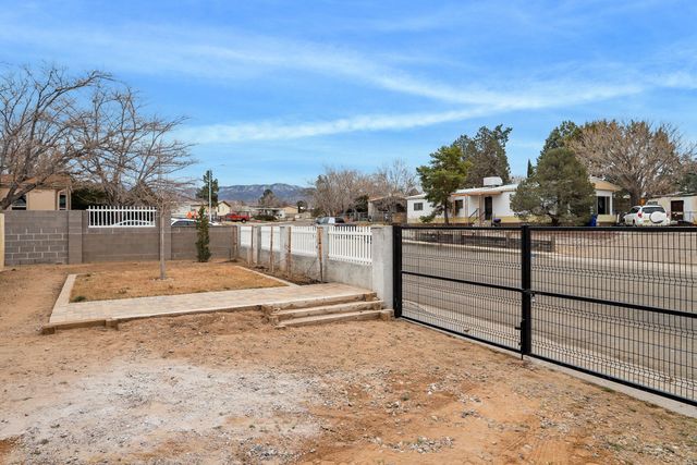 6609 San Francisco Road NE, Albuquerque, NM 87109