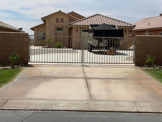 2674 Colorado River Road, Blythe, CA 92225