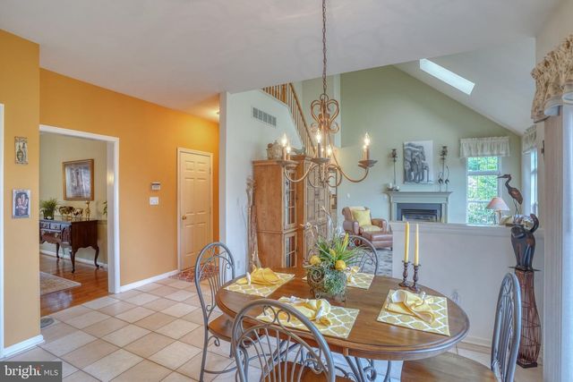 37 LYNAM LOOKOUT DR, Newark, DE 19702