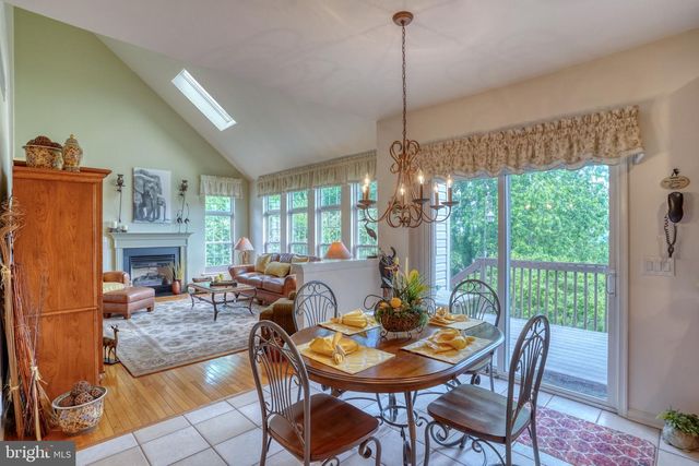 37 LYNAM LOOKOUT DR, Newark, DE 19702