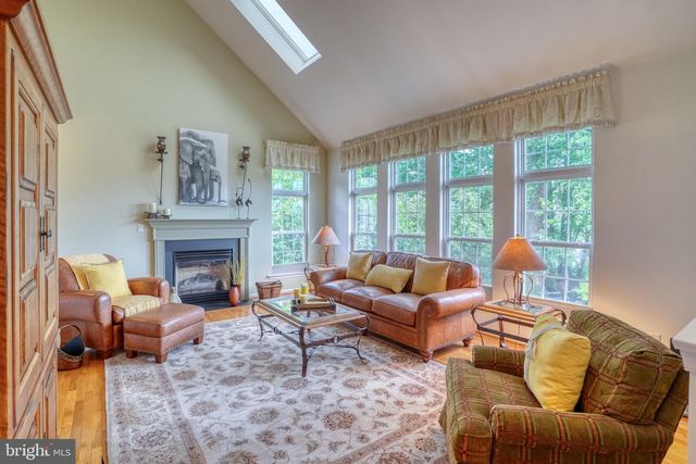 37 LYNAM LOOKOUT DR, Newark, DE 19702