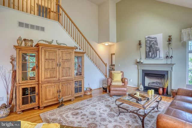37 LYNAM LOOKOUT DR, Newark, DE 19702
