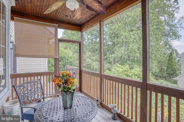 37 LYNAM LOOKOUT DR, Newark, DE 19702