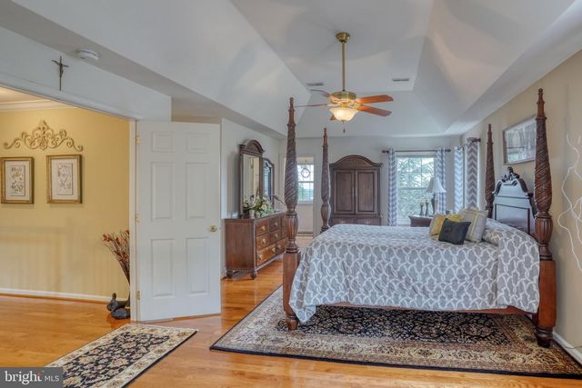 37 LYNAM LOOKOUT DR, Newark, DE 19702