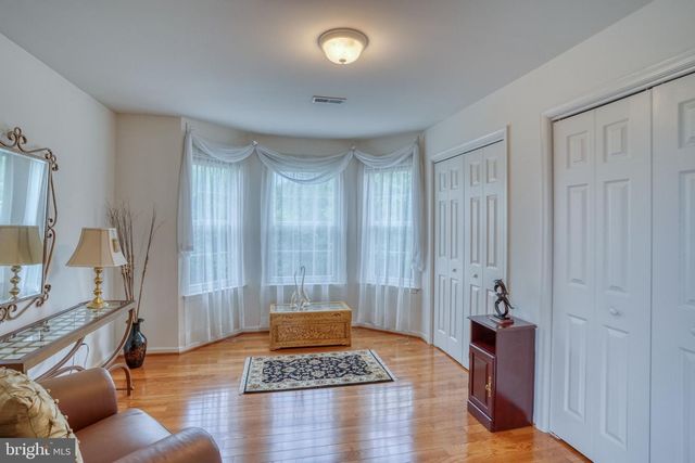 37 LYNAM LOOKOUT DR, Newark, DE 19702